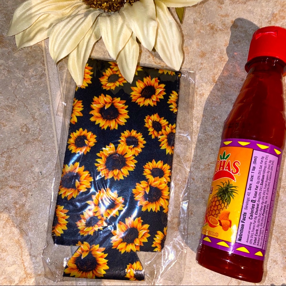🌻 glass bottle koozie